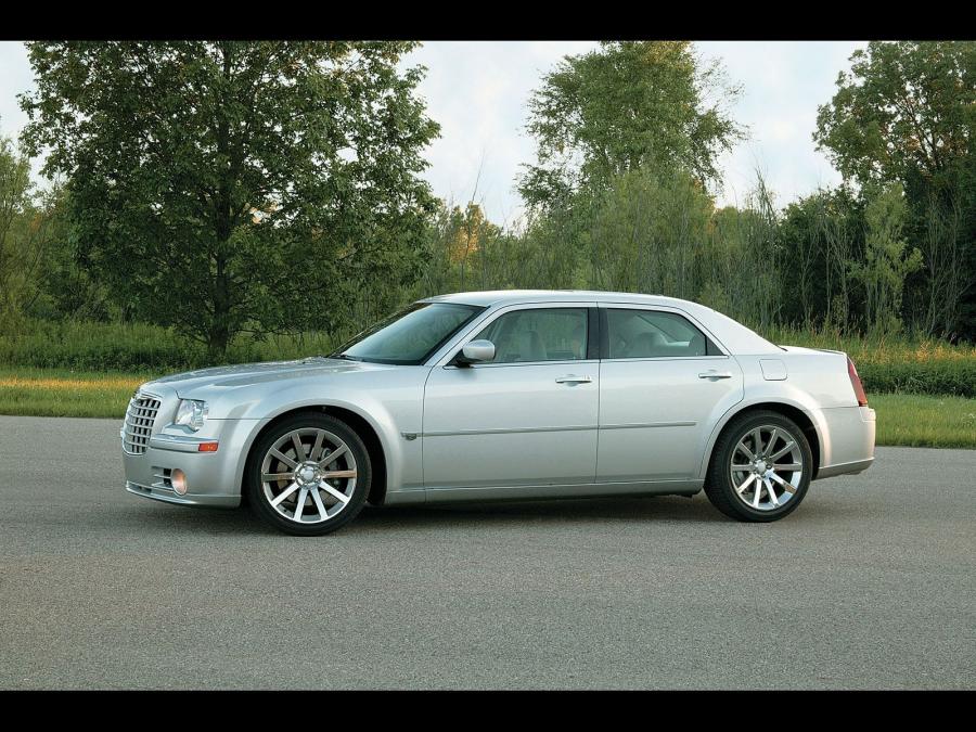  Chrysler 300C SRT8 2004 года  (EU) (фото 45 из 47)